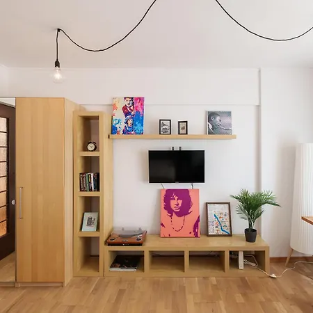 Jazzy Studio In The Heart Of Bucharest Exterior photo